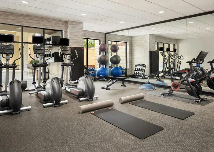 Courtyard By Marriott Mall Of America 3*