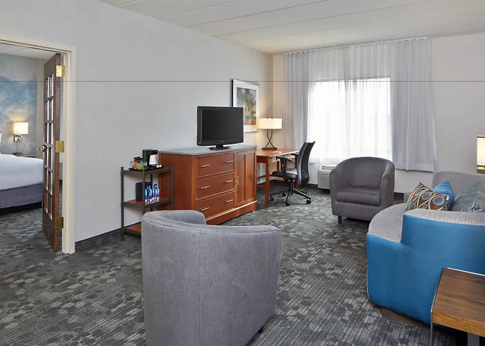 Courtyard By Marriott Mall Of America Hotel Bloomington