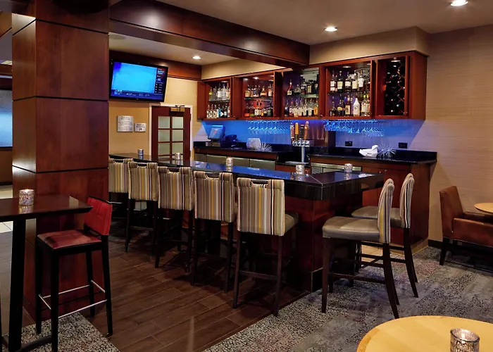 Courtyard By Marriott Mall Of America Hotel 3*