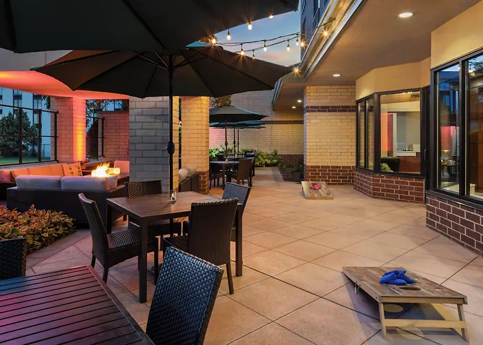 Courtyard By Marriott Mall Of America Hotel 3*