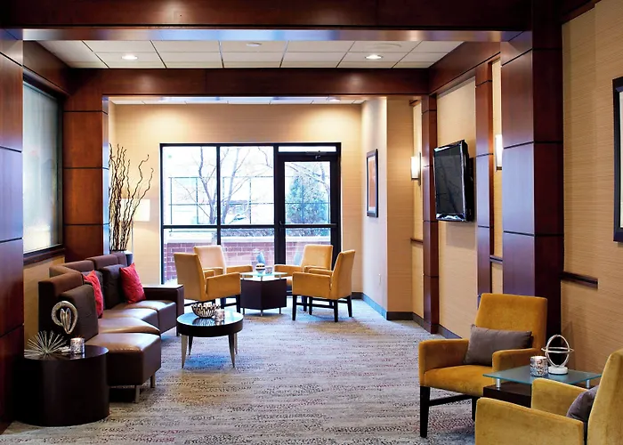 Courtyard By Marriott Mall Of America Hotel Bloomington