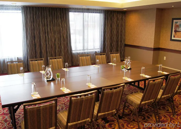 Courtyard By Marriott Mall Of America Hotel Bloomington