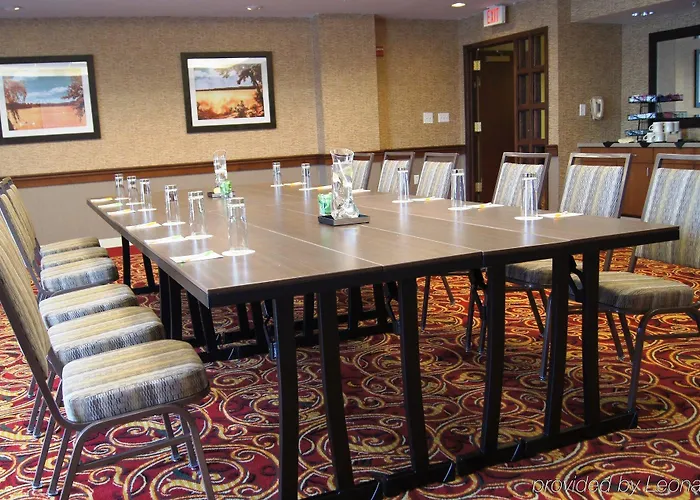 Courtyard By Marriott Mall Of America Hotel